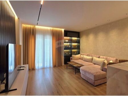  Apartament Premium 1+1 për Shitje – Rruga e Portit, Vlorë
