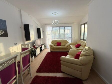 IN VENDITA, APPARTAMENTO 2+1+VERANDA, FRESKU, TIRANA