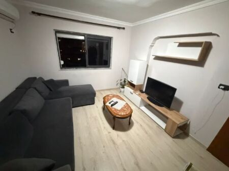  Jepet me Qira Apartament 1+1 në Myslym Shyr
