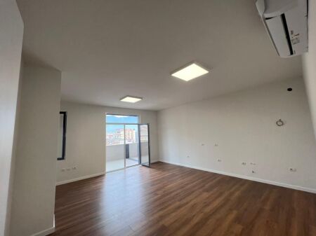APPARTAMENTO IN AFFITTO PER UFFICI – Toptani