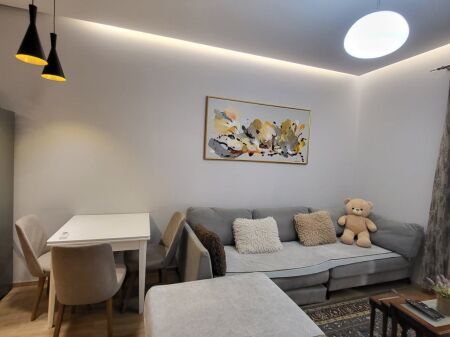  Shitet Apartament Modern 1+1  Kompleksi Delijorgji