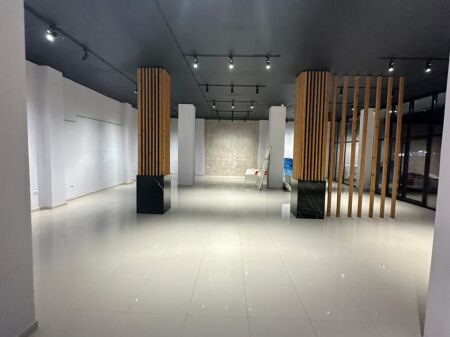 LOCALE COMMERCIALE IN AFFITTO, DURRES