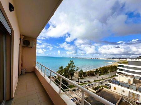 APPARTAMENTO 2+1 IN VENDITA A VLORE, PRIMA FILA SUL MARE!