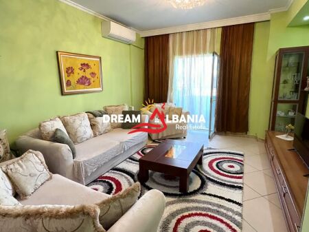 Appartamento 2+1+2 in affitto a Zogu i Zi vicino al Ring center (ID 42214237)