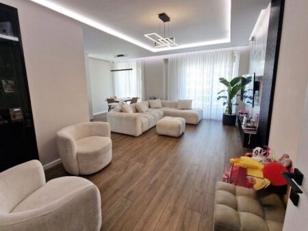Super Appartamento 3+1 in Affitto – Campo di Aviazione