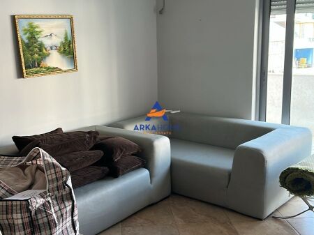 APPARTAMENTO IN AFFITTO 2+1+VERANDA "PALLATET CABEJ" 50000 LEKE (TRATTABILE SE ARREDATO) O 35000 LEKE (PARZIALMENTE ARREDATO)