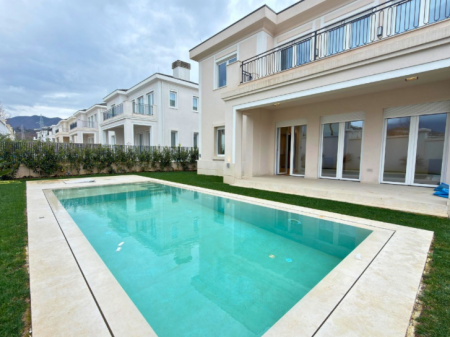  Villa di Lusso in Vendita – Rolling Hills 2