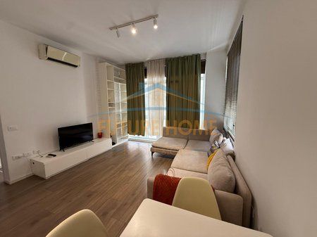 Qira, Apartament 1+1, Komuna e Parisit