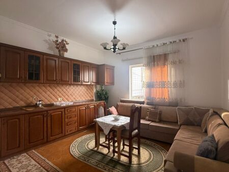 Apartament 2+1 me qera tek Fusha e Aviacionit