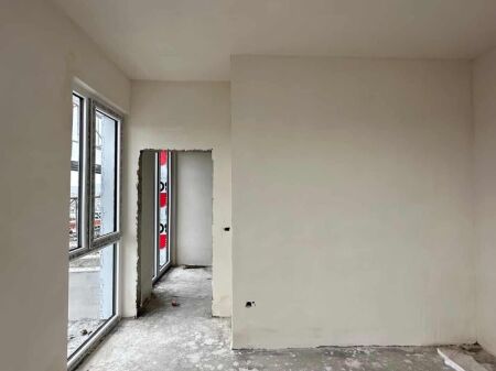  Appartamento 1+1 in vendita a Fusha e Aviacionit, 127,000€