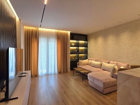 ULET CMIMI Apartament premium 1+1 ne shitje ne Vlore