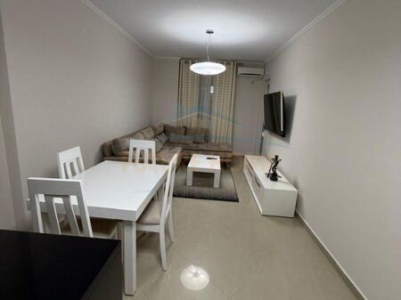 Qira, Apartament 2+1, Rruga Frosina Plaku, Tiranë
