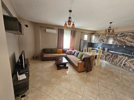 Appartamento in vendita con una superficie di 115m2 !