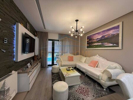 In vendita, Appartamento 2+1+2, Green City Residence, Unaza e Re