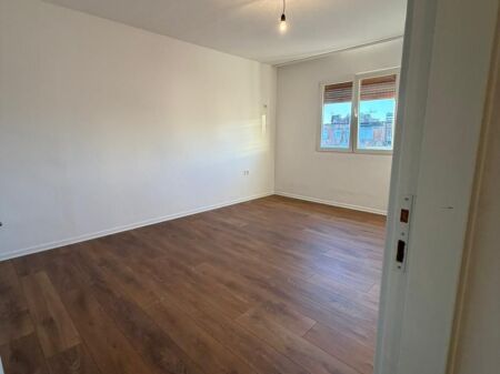 Apartament 1+1 për shitje, Pediatria