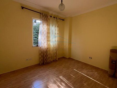 In vendita, Appartamento 2+1, Fresk, Tirana