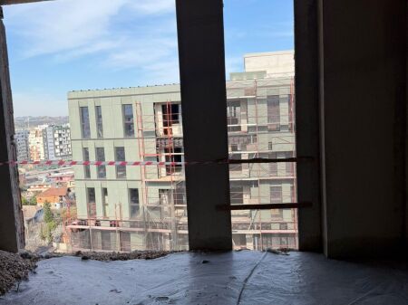  Occasione – Appartamento 2+1 + 2 Bagni in Vendita  Riverside Residence