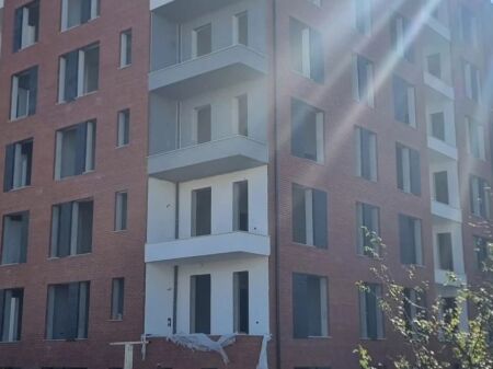 IN VENDITA APPARTAMENTO 2+1+1, PASKUQAN 