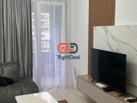 Tek Univers City, Jepet Me Qira Apartament 1+1 Totalisht I Mobiluar!!!