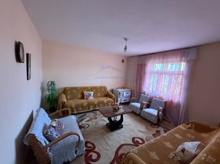 In vendita , Casa Privata