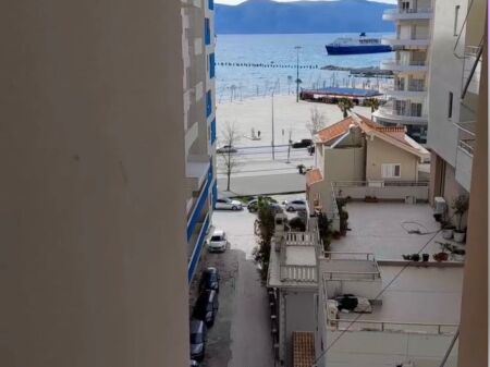 Apartament 2+1 me Qera Afatgjatë - Lungomare, Vlorë