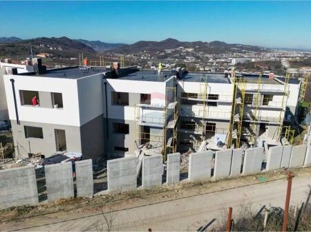 Villa - In Vendita - Lundër, Tirana(ID: 530581010-62)