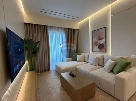 Jepet me Qira Apartament 2+1+2 Luksoz | Tirana Garden Building, 21 Dhjetori