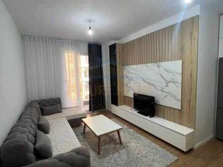 Affitto, Appartamento 1+1, Univers City, Tirana