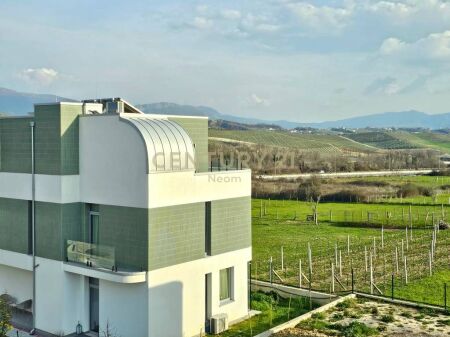 INDIVIDUAL 3-STOREY VILLA FOR SALE IN FARKE