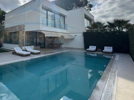In vendita, Villa a schiera, "San Pietro Residence", Baia di Lalëz