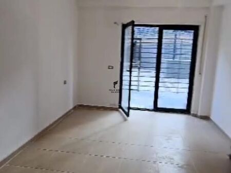 SHITET APARTAMENT 3+1+2 KODRA E DIELLIT 2 280.000 EURO FH-58934