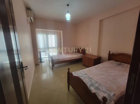 APPARTAMENTO 3+1+2 IN AFFITTO PRESSO PETRO NINI, TIRANA! 800 € /Mese