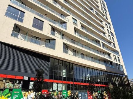 Appartamento 2+1+2 in Affitto – Adatto per Abitare o Ufficio in Via Mine Peza