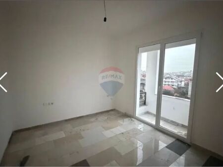 Apartment 2+1+2 for sale at the Yellow Buildings