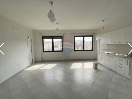 Apartment 2+1+2 for sale at Elbasan Street
