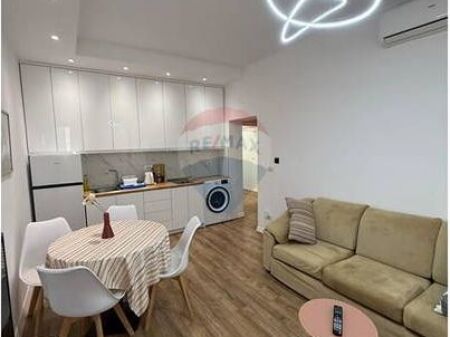 Apartament për Qira – Myslym Shyri