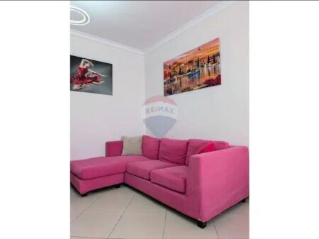 Jepet Apartament me Qira tek Rruga e Kavajës