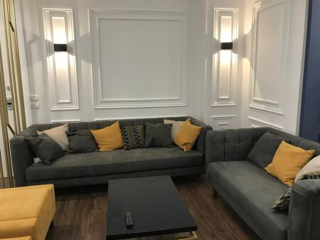 Vendesi Appartamento 3+1+2 nel Centro di Durazzo