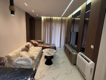 Jepet apartament 1+1 me qera tek Kompleksi Aura!