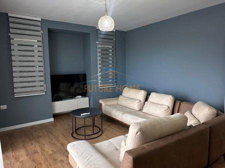 Qera,Apartament 2+1+2+Post Parkimi,Kopshti Botanik,Tiranë