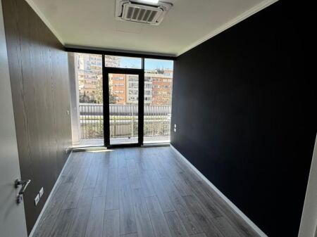 Office Space for Rent – Lake View Residence 