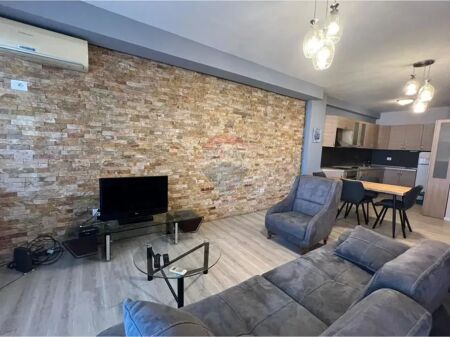 2+1 apartment for rent on Kavaja Street