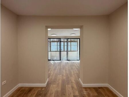 APARTMENT 2+1 FOR SALE NEAR PETRO NINI! 250,000 €