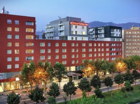 Ufficio Premium in Affitto | Hilton, Complesso Deliorgji