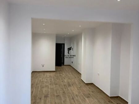 UFFICIO IN AFFITTO 61 M2 NUOVO BOULEVARD 750 EURO FH-59116