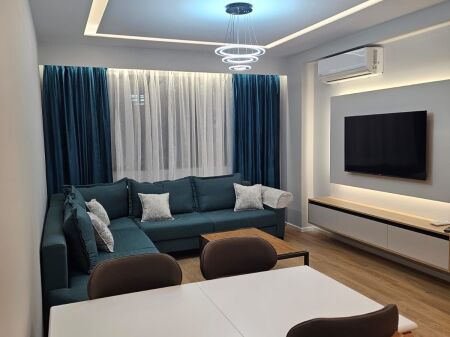 Astir, jepet me qira apartament 1+1! 550 Euro