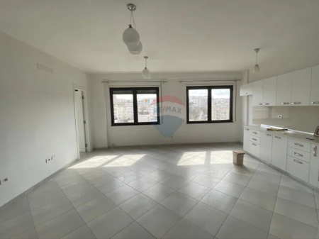 Apartament 2+1+2 tek Ish Tregu Elektrik