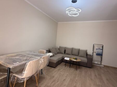 Astir, jepet mr qira apartament 1+1! 500 Euro