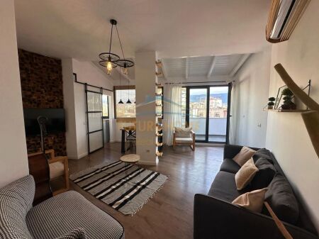 For sale, Apartment 2+1, Elbasanit Street, Tirana