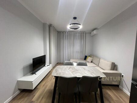 APARTAMENT 2+1+ POST PARKIMI ME QIRA - KOMPLEKSI ERLI 700 € /Muaj Sip. Totale  97m2